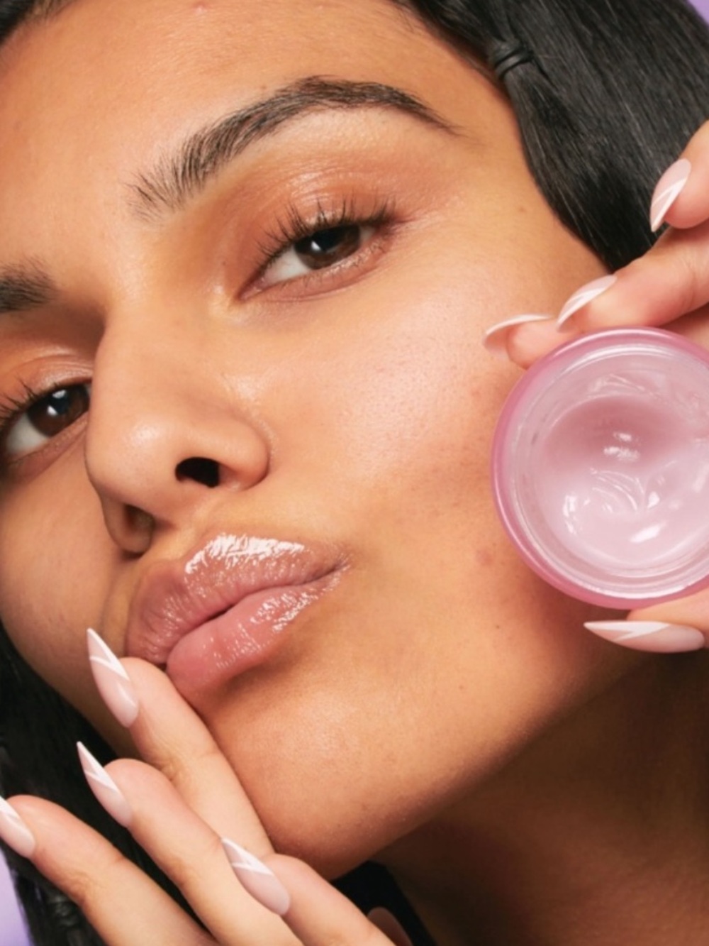 NIB! Glow Recipe Plum Plump Hyaluronic Gloss Balm - Picture 4 of 5